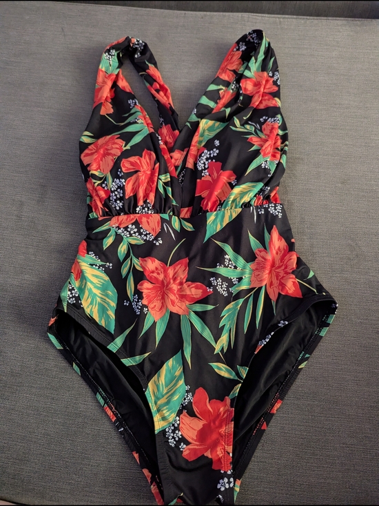 Modcloth Other - ModCloth Black Floral Cross-back Bathing Suit Lg